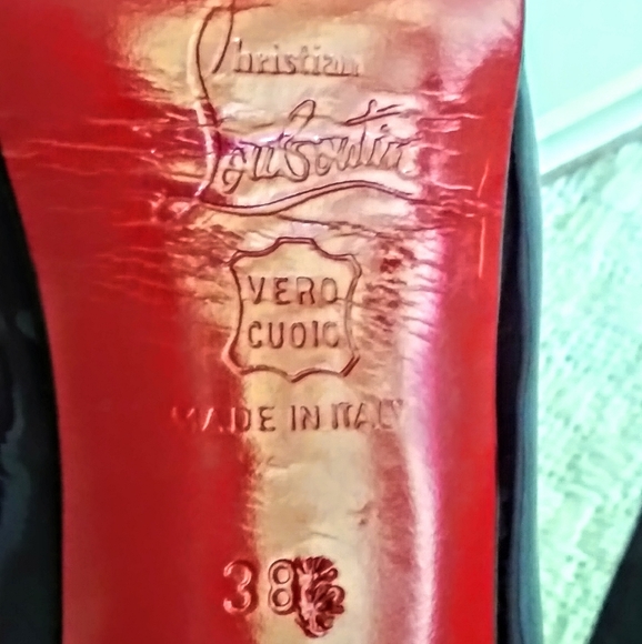 Authentic Christian Louboutin platform heels - Picture 5 of 10